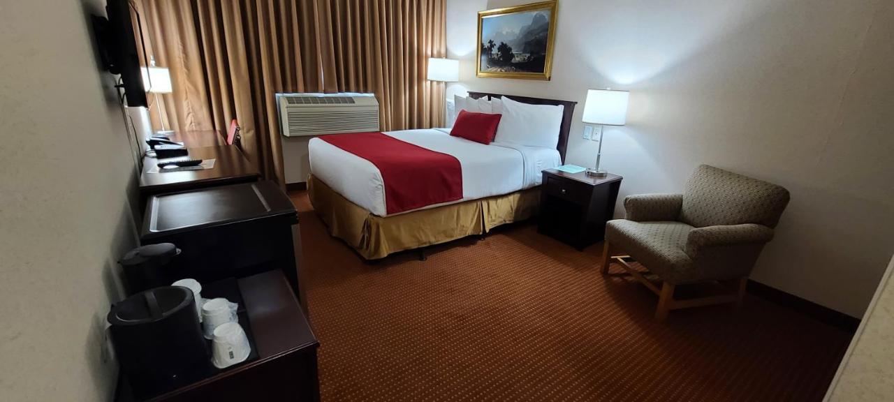 Surestay By Best Western Richmond Vancouver Airport Экстерьер фото